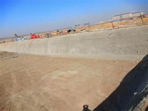 隆子高铁桩基础建设